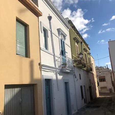 Blue Shower House *