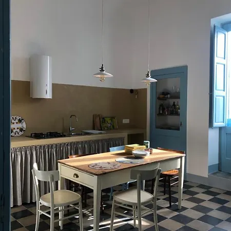 Blue Shower House Appartamento *